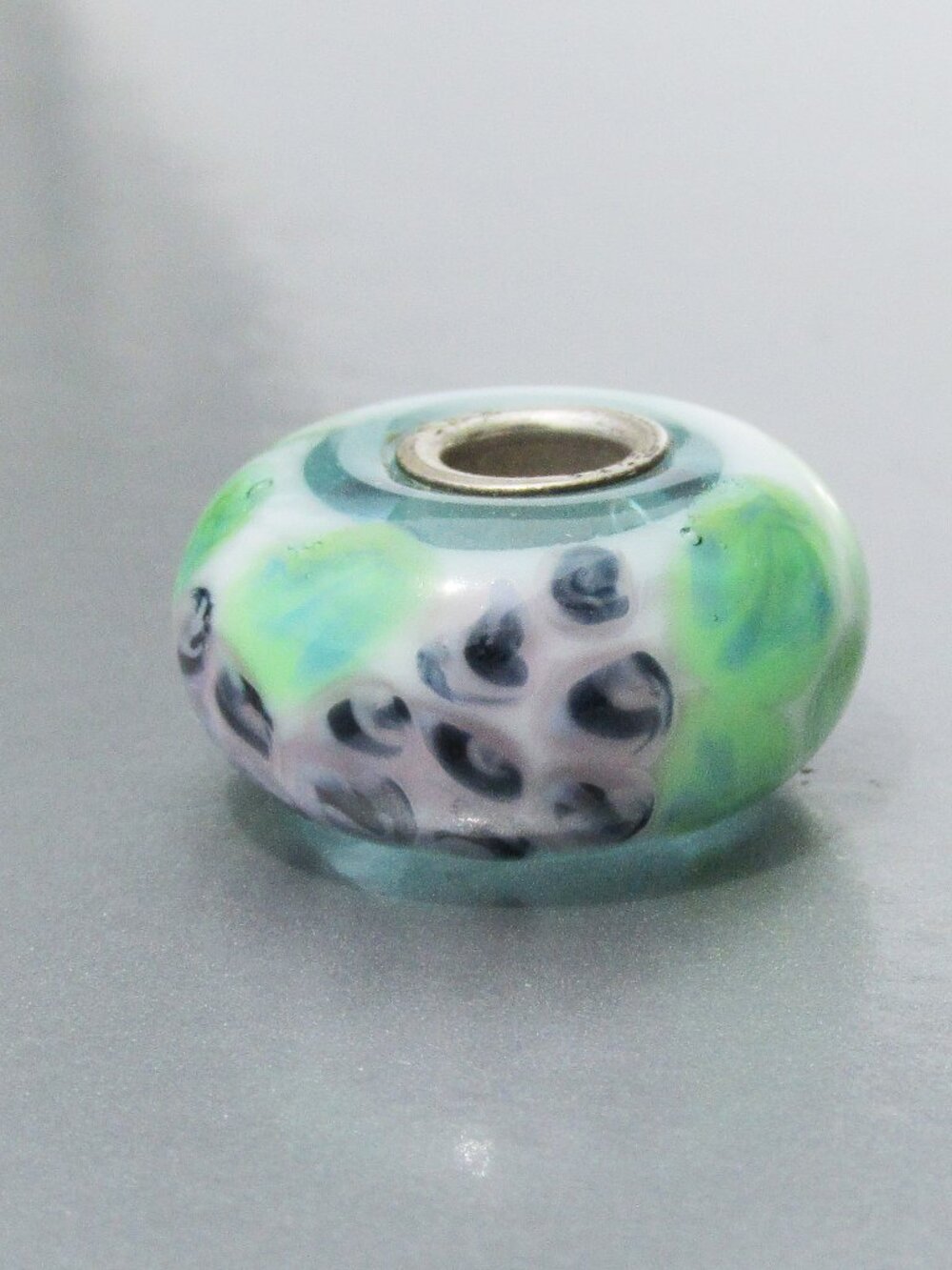 Retired TROLLBEADS Swirls on Green WISTERIA Glass Bead Sterling Silver Signed